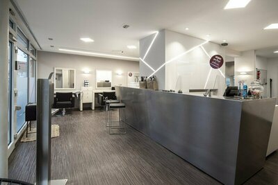 YSnNgnQ5xZi4Tsbenqza